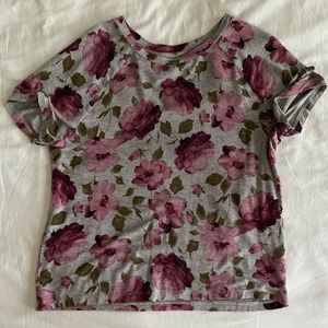 American Eagle - Soft & Sexy collection, floral grey top